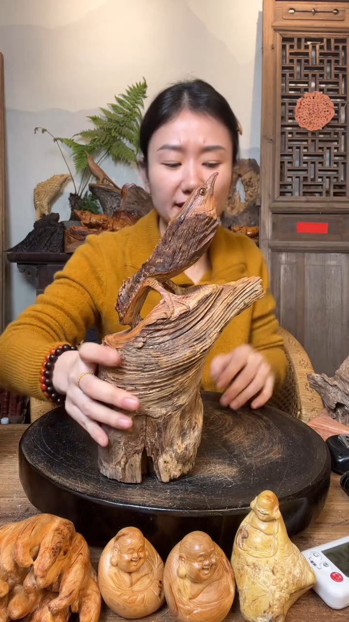 摆件小**779898897