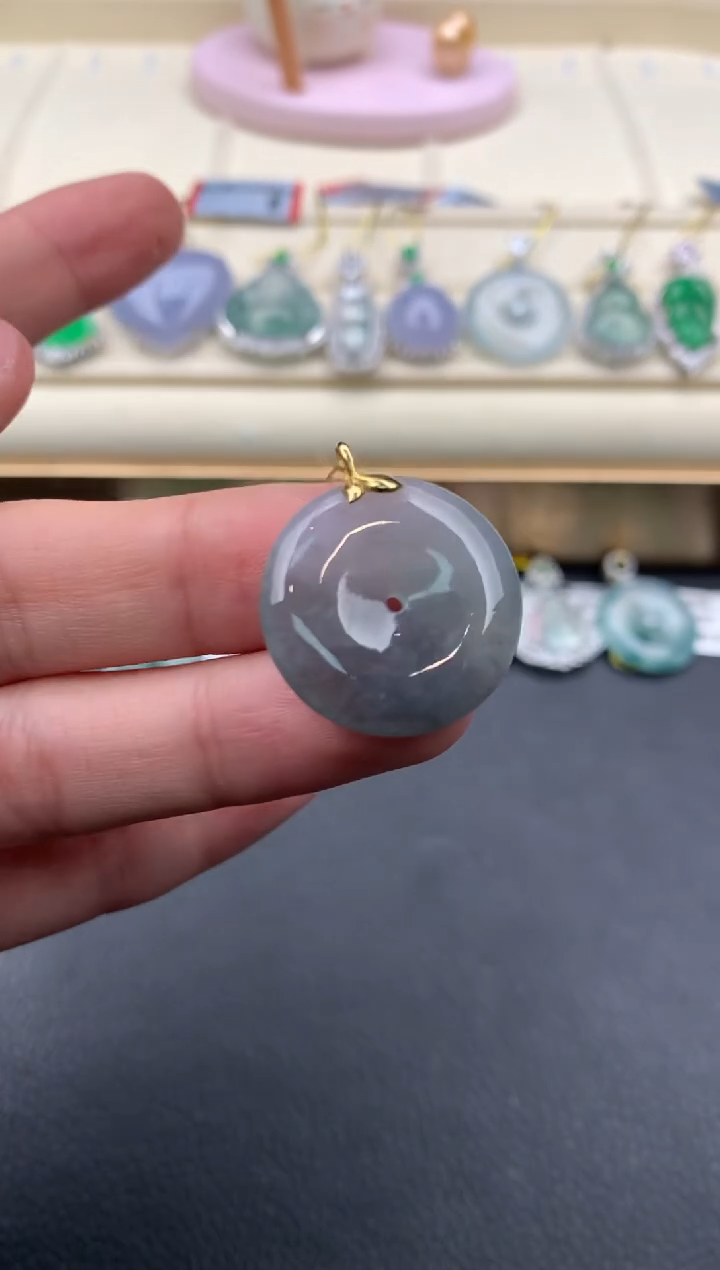 【闪购商品】翡翠颈饰18K金镶嵌W40      