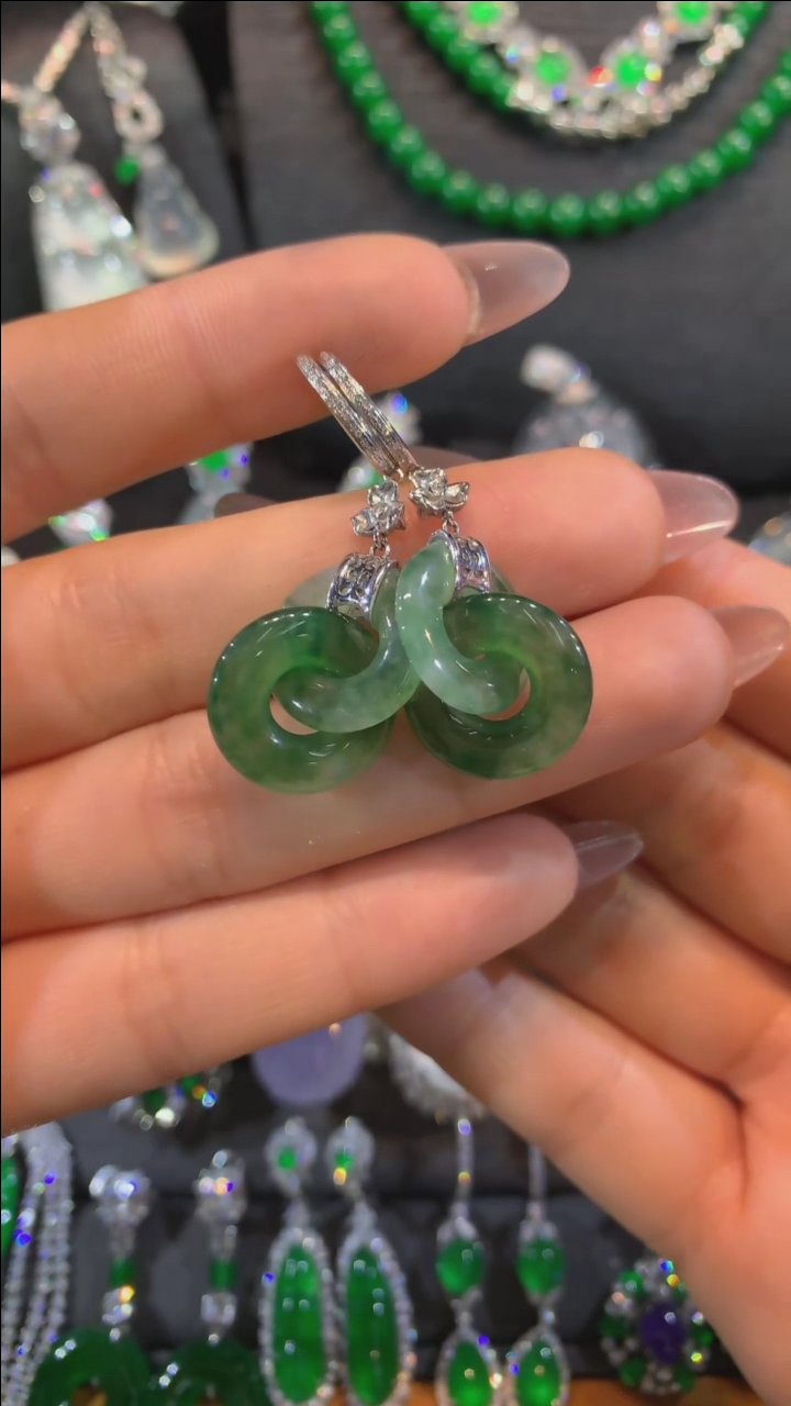 【闪购商品】翡翠耳饰18K金镶嵌耳饰