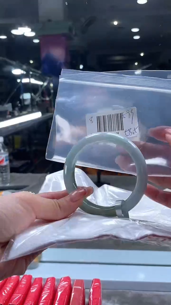 【闪购商品】翡翠手镯未镶嵌翡翠手镯