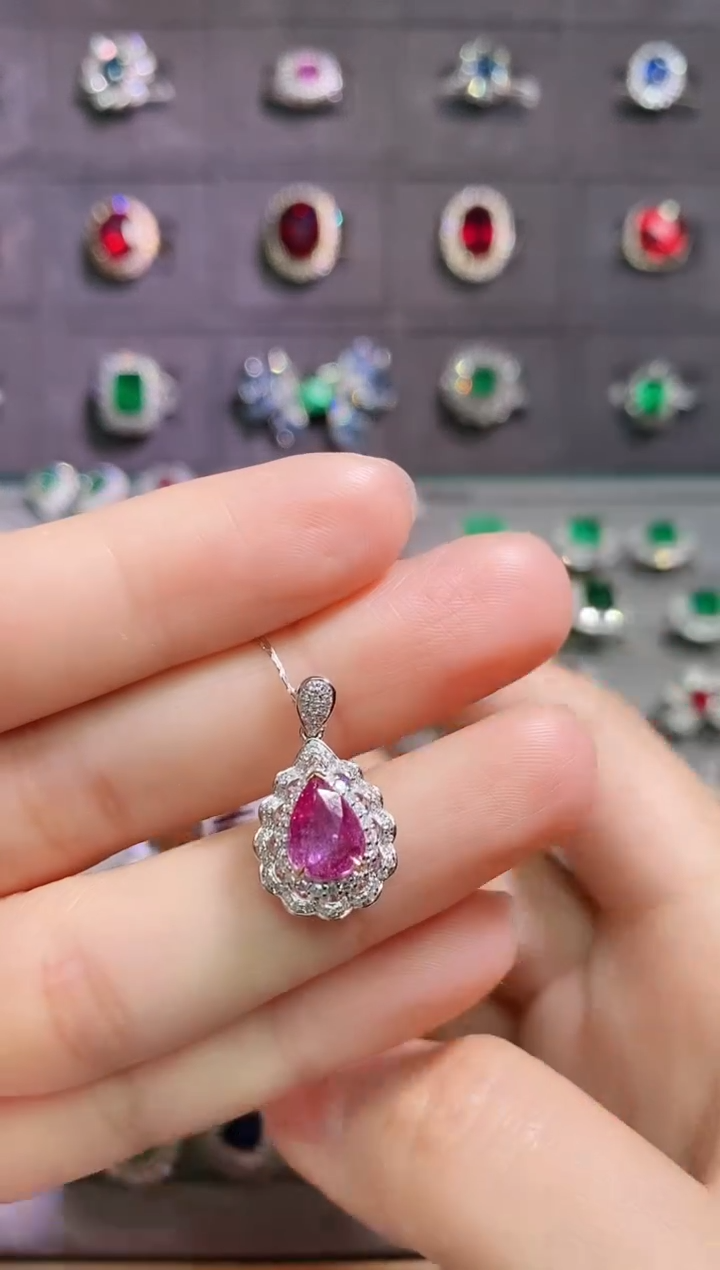 【闪购商品】彩色蓝宝石18K金吊坠18K金镶嵌1