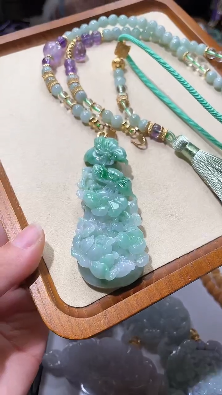 【闪购商品】翡翠颈饰未镶嵌吊坠