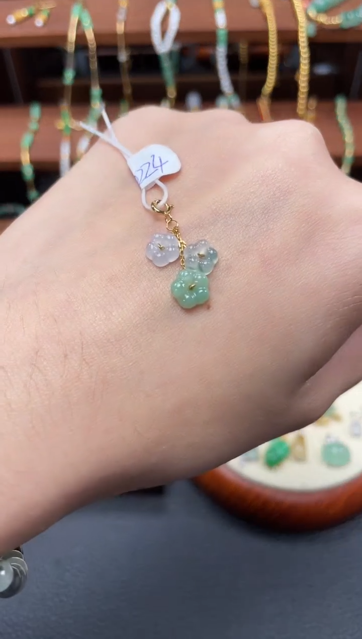 【闪购商品】翡翠吊坠(不含链)18K金镶嵌一个  JK359