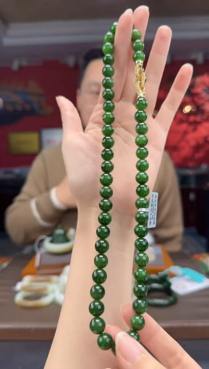 颈饰未镶嵌和田玉碧玉菠菜绿妈妈链卡10