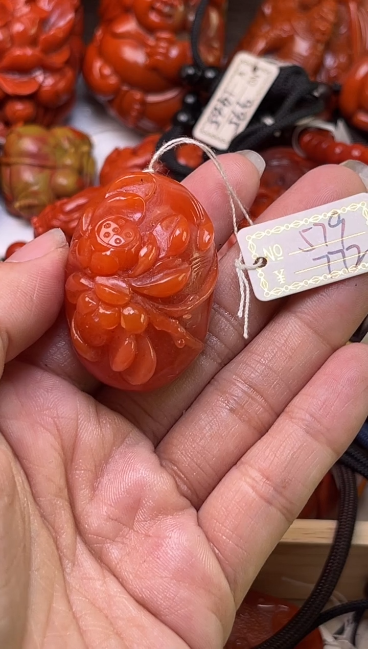 【闪购商品】南红玛瑙珠宝奇石未镶嵌579