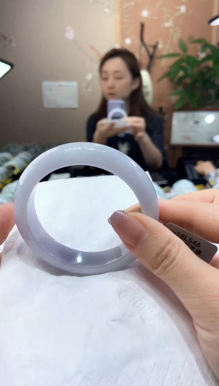 翡翠手镯未镶嵌5455圈口