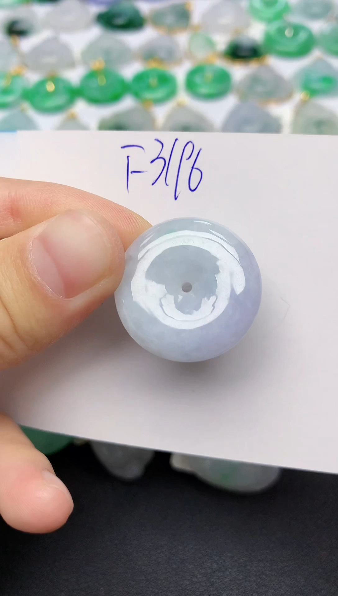 颈饰18K金镶嵌翡翠 天然缅甸A货翡翠百元以上9元证书费自理