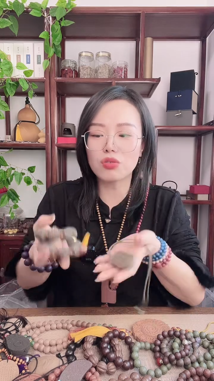 珠串九和香方的桶珠手捻