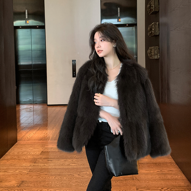 米思 侘寂北岛 芬兰进口坎毛整皮狐狸毛三角领皮草外套女冬季
