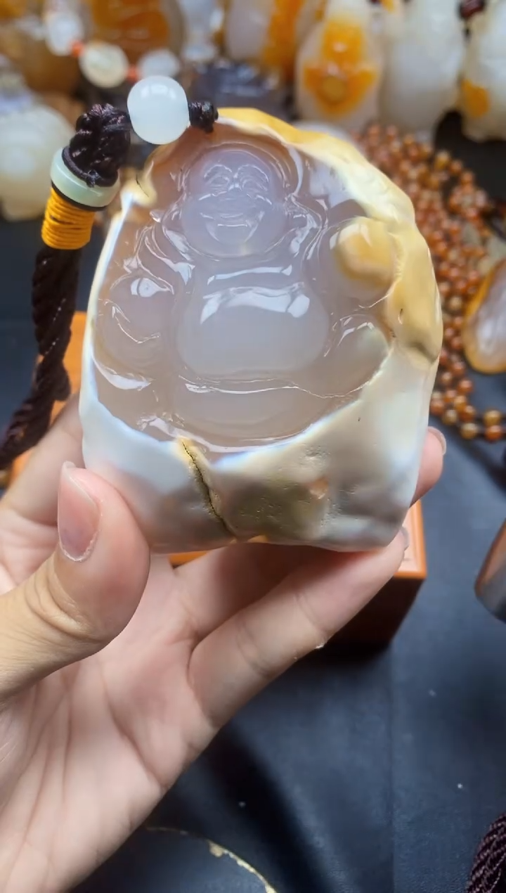 未镶嵌1玛瑙/玉髓刀**士ll