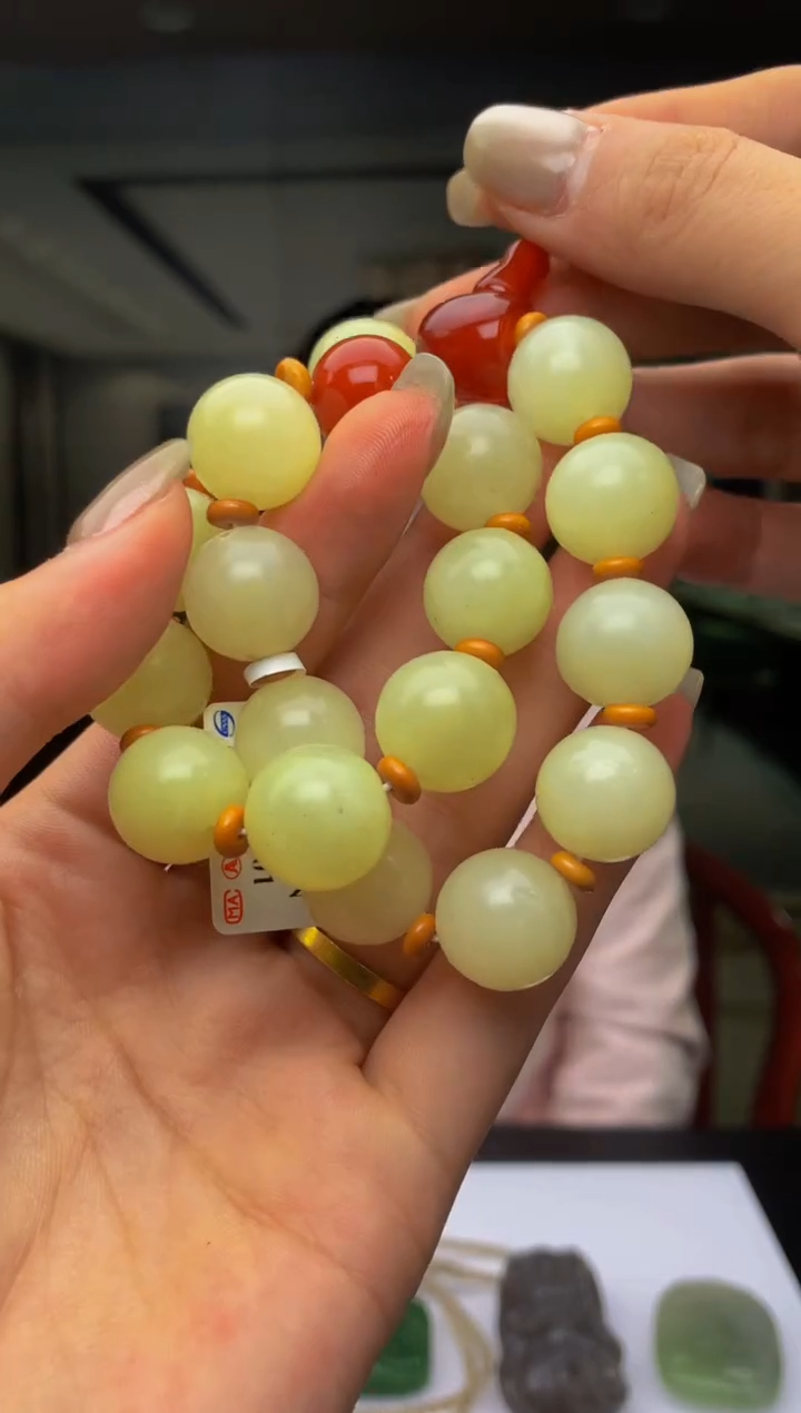 【闪购商品】定制和田玉Boss阳天然和田玉（拍一发一）