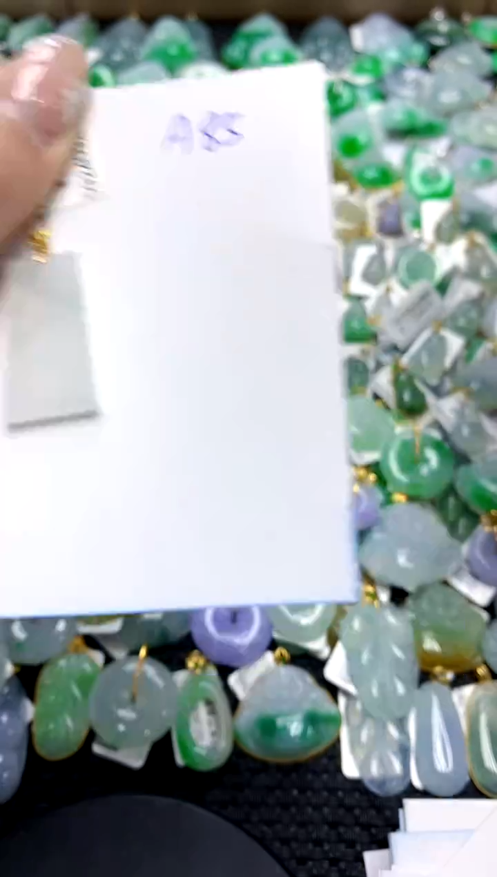 【闪购商品】翡翠颈饰18K金镶嵌111111111111