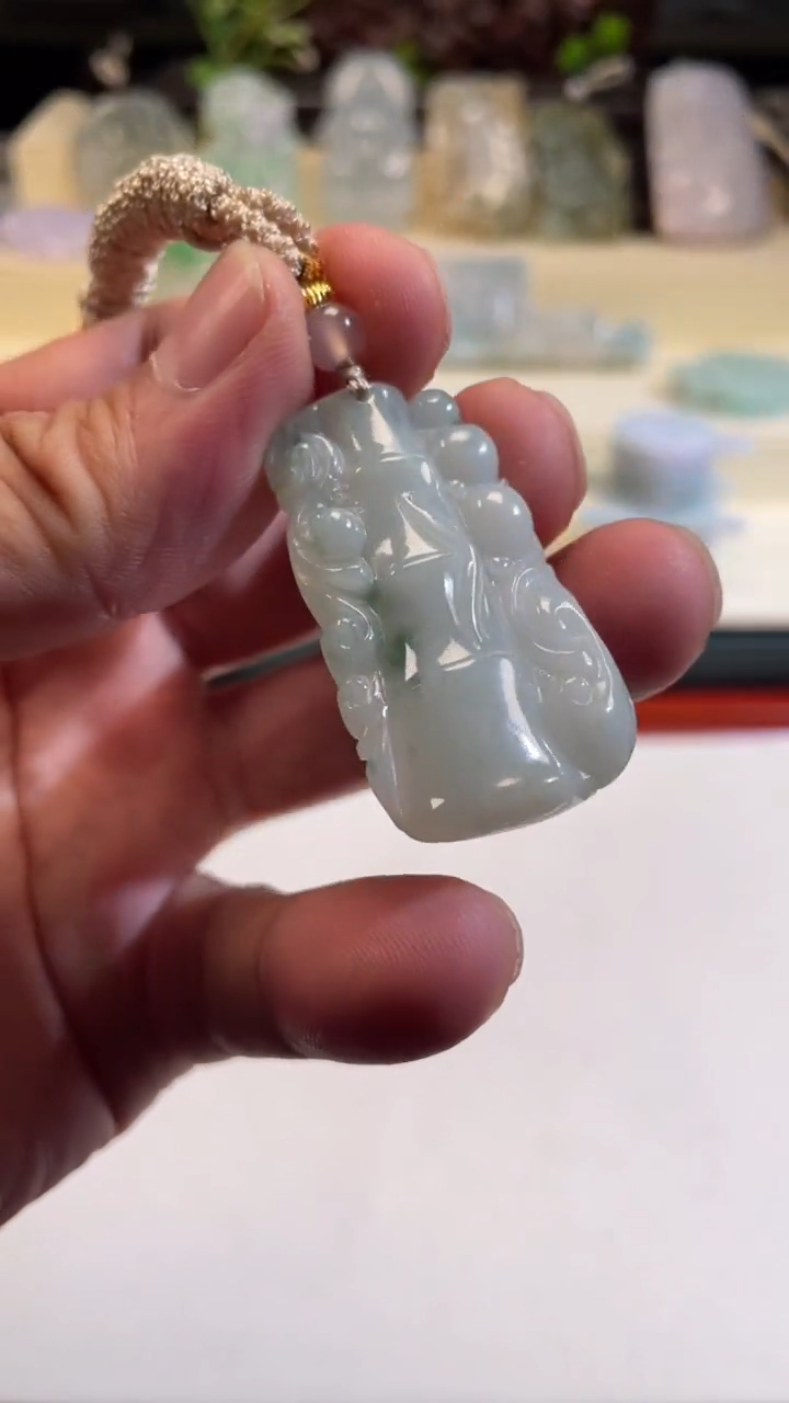 翡翠未镶嵌颈饰8/12/145