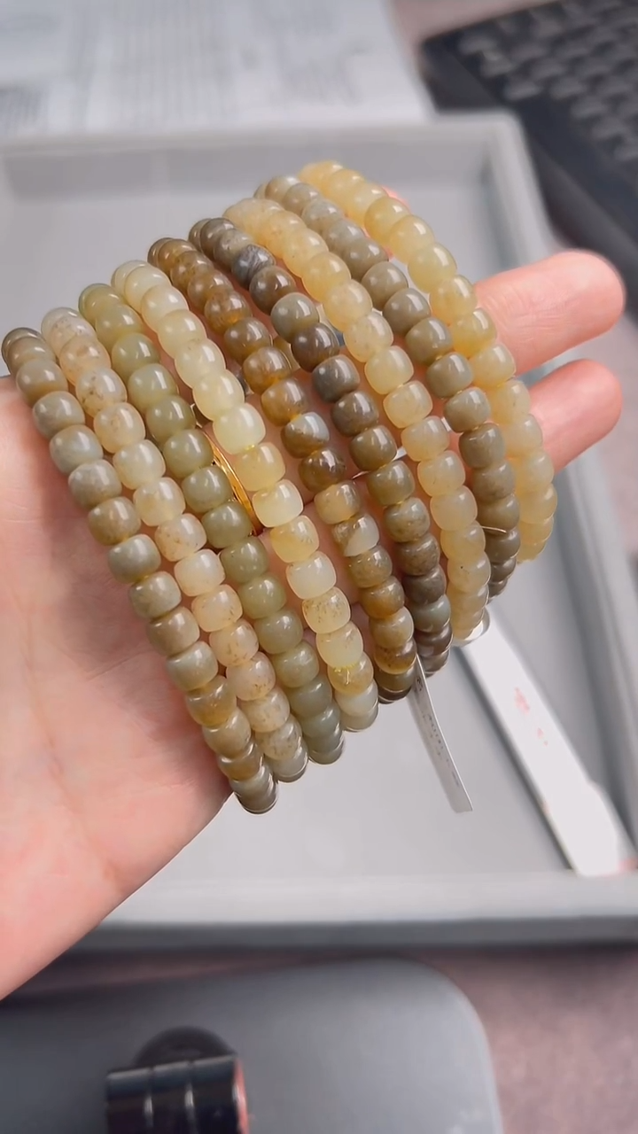 未镶嵌手串和田玉和田玉小串多样性发一