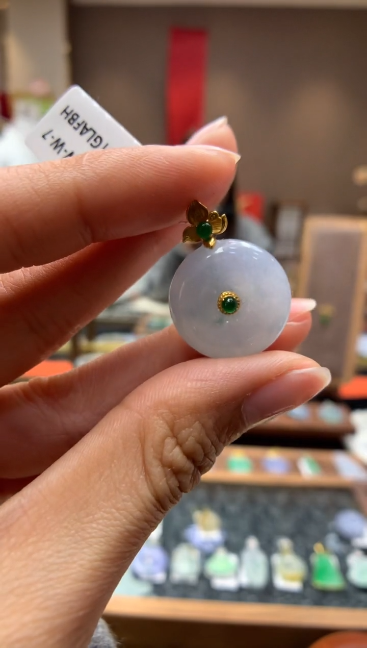 【闪购商品】翡翠颈饰18K金镶嵌甜甜圈