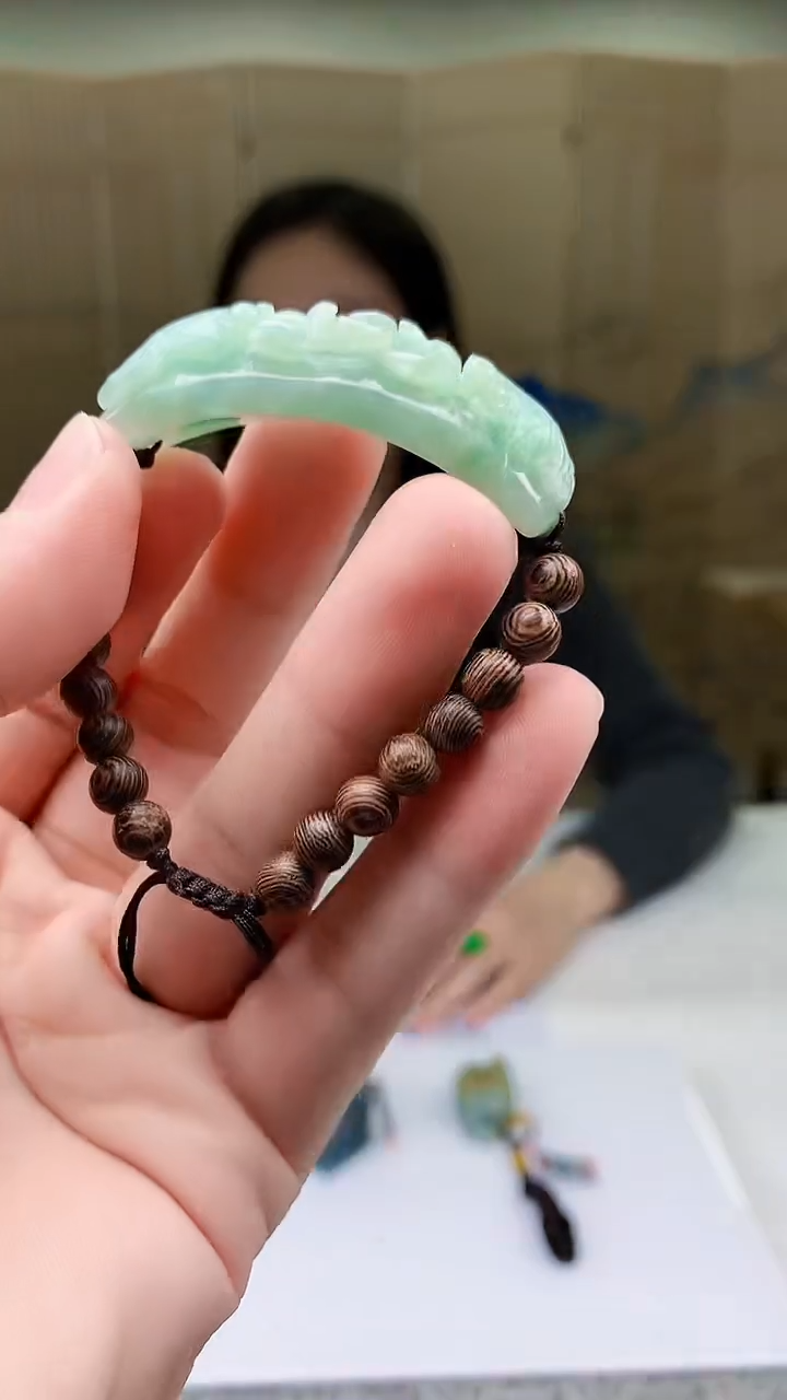 【闪购商品】定制翡翠未镶嵌4852bb-毛货手牌38