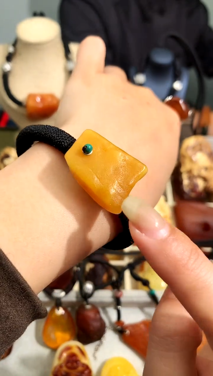 【闪购商品】蜜蜡裸石未镶嵌似玉