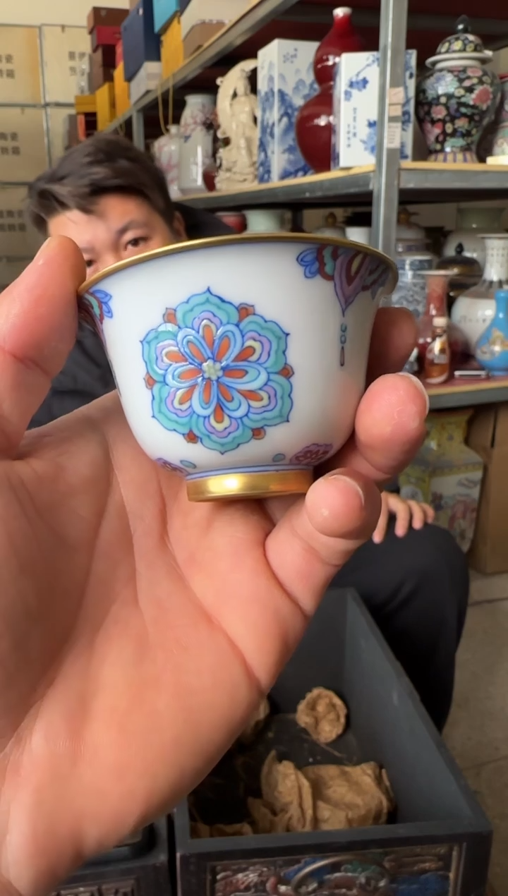 景德镇陶瓷闪购83