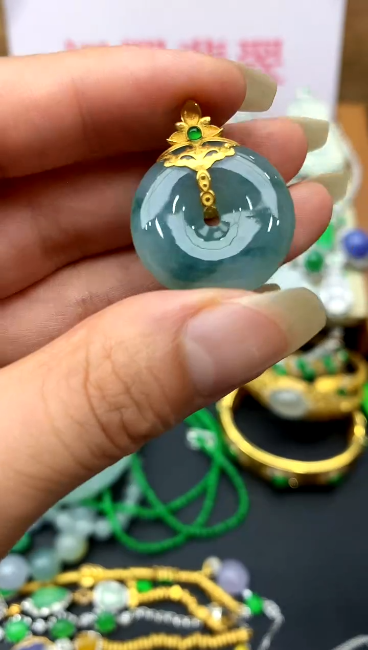 翡翠18K金镶嵌颈饰188-中国好珍宝