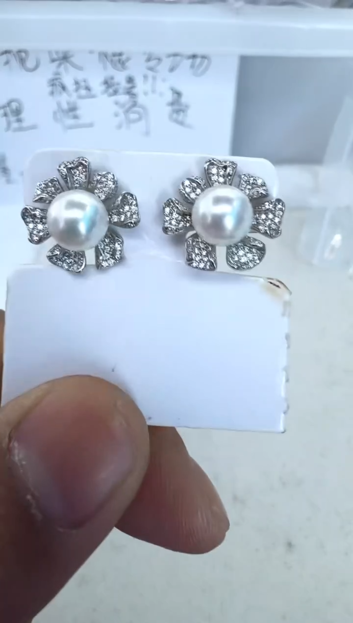 【闪购商品】海水珍珠耳饰银S925镶嵌耳钉