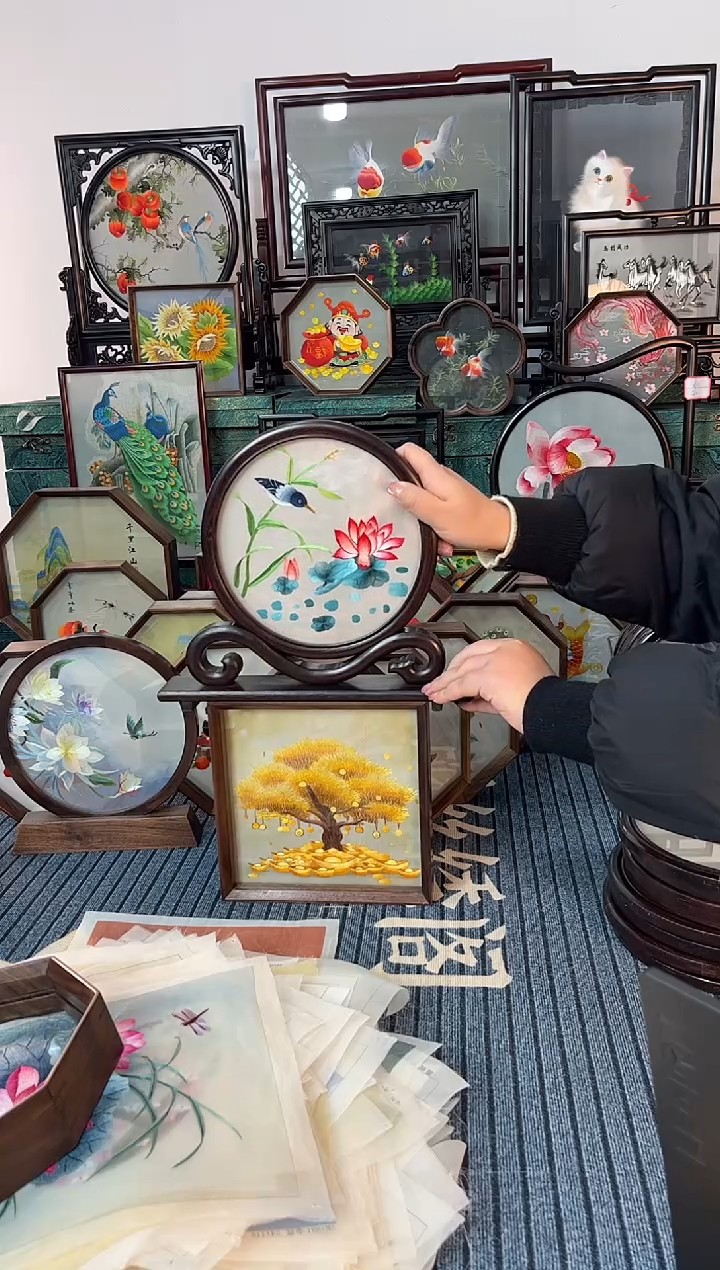 织绣纯手工刺绣摆件