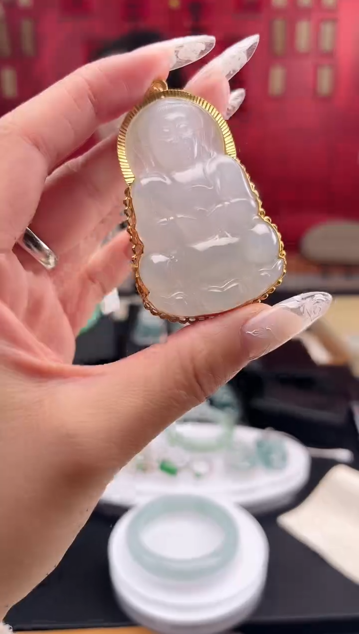 【闪购商品】翡翠颈饰足金镶嵌吊坠