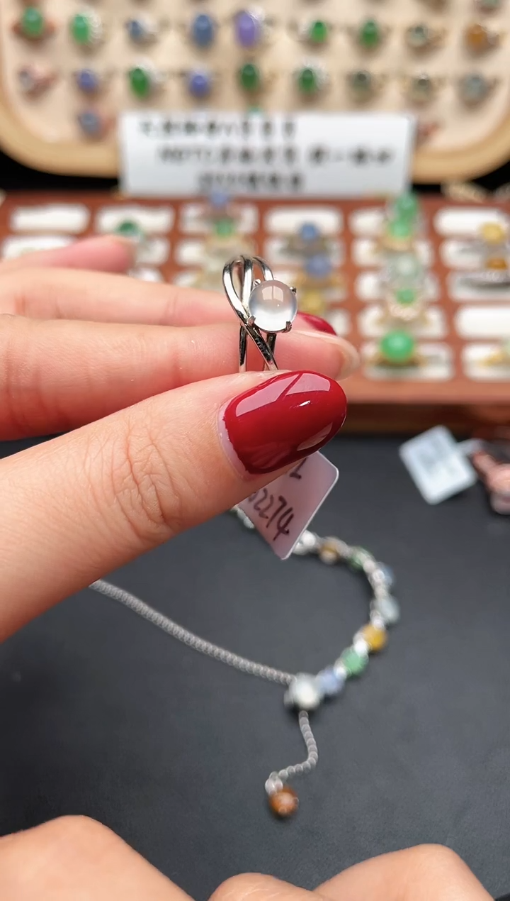 银S925镶嵌戒指翡翠一物一证一礼盒