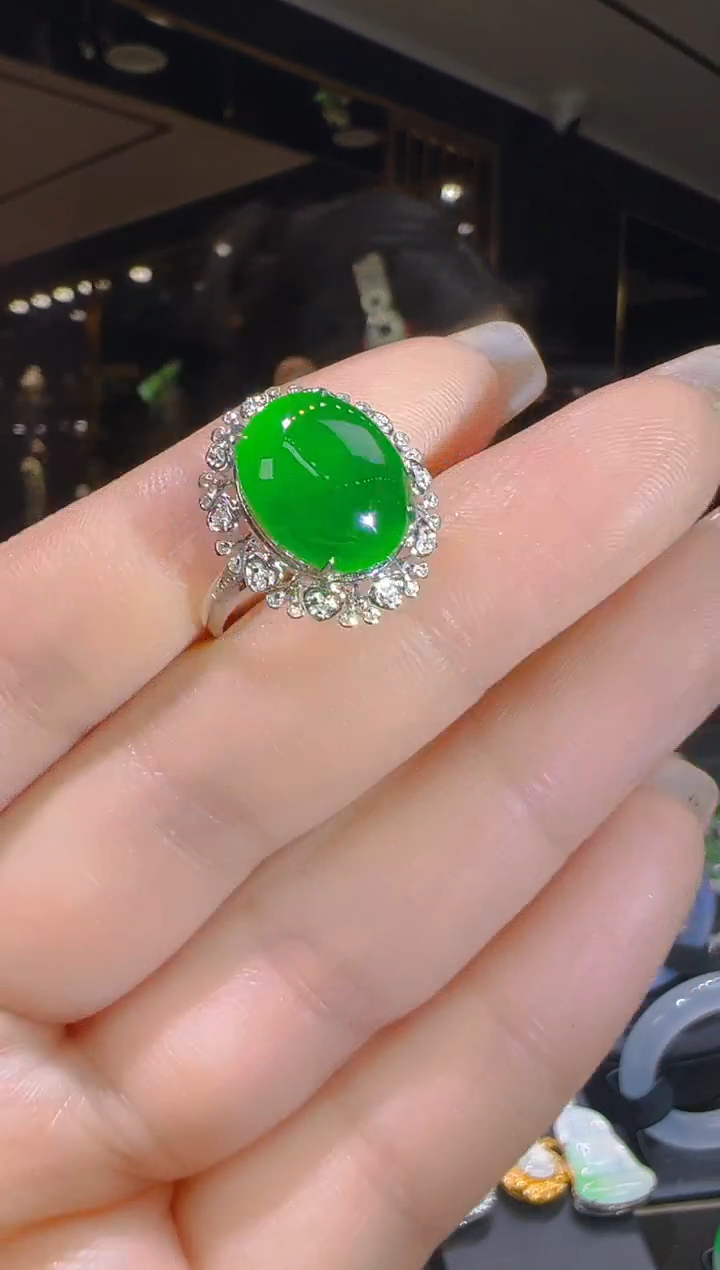 【闪购商品】翡翠戒指18K金镶嵌022     