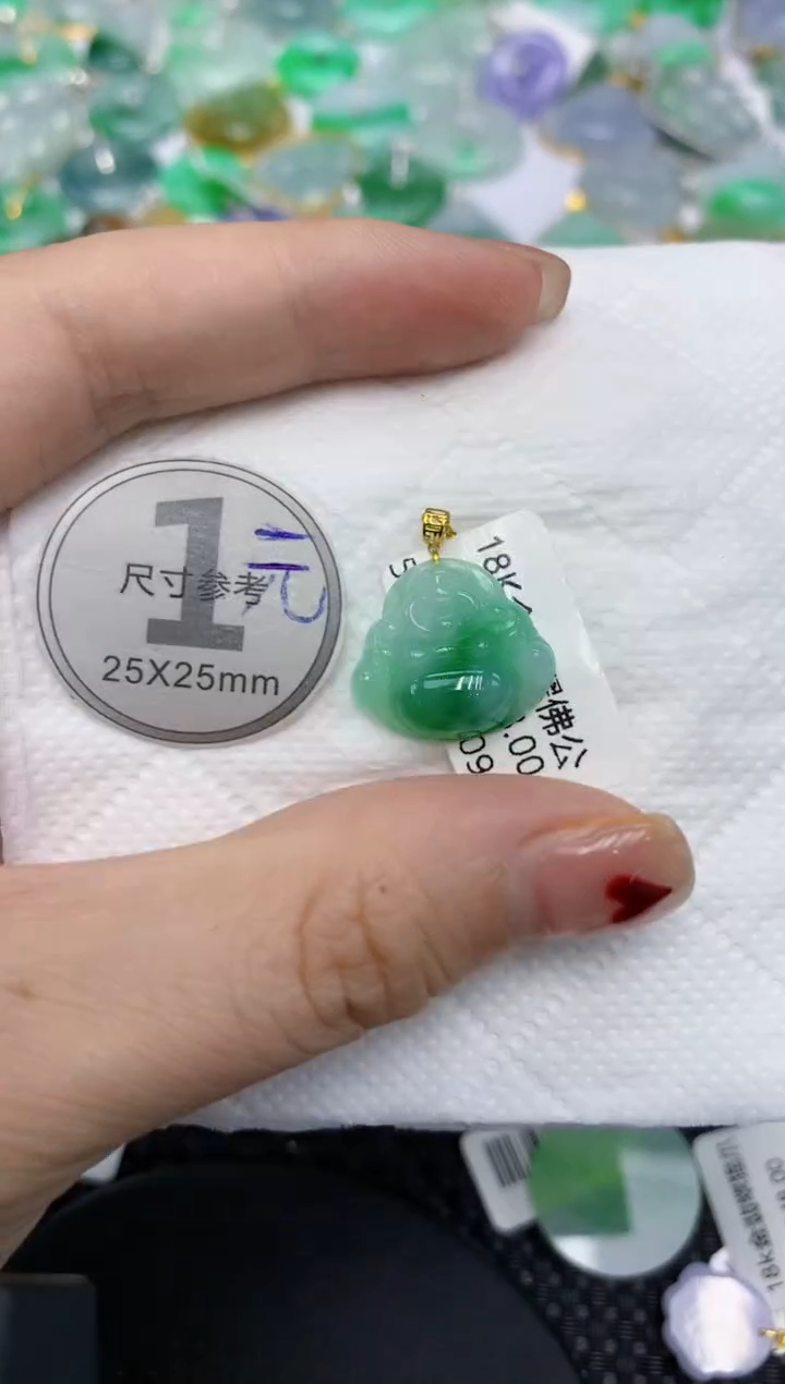 翡翠18K金镶嵌颈饰11111111
