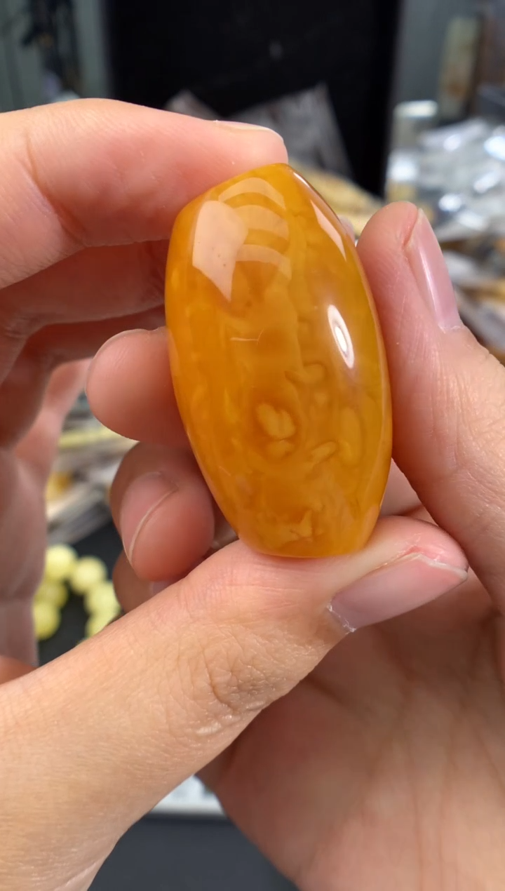 蜜蜡未镶嵌珠宝奇石1