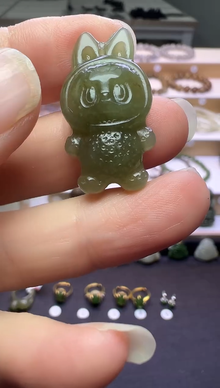 颈饰未镶嵌和田玉105号链接