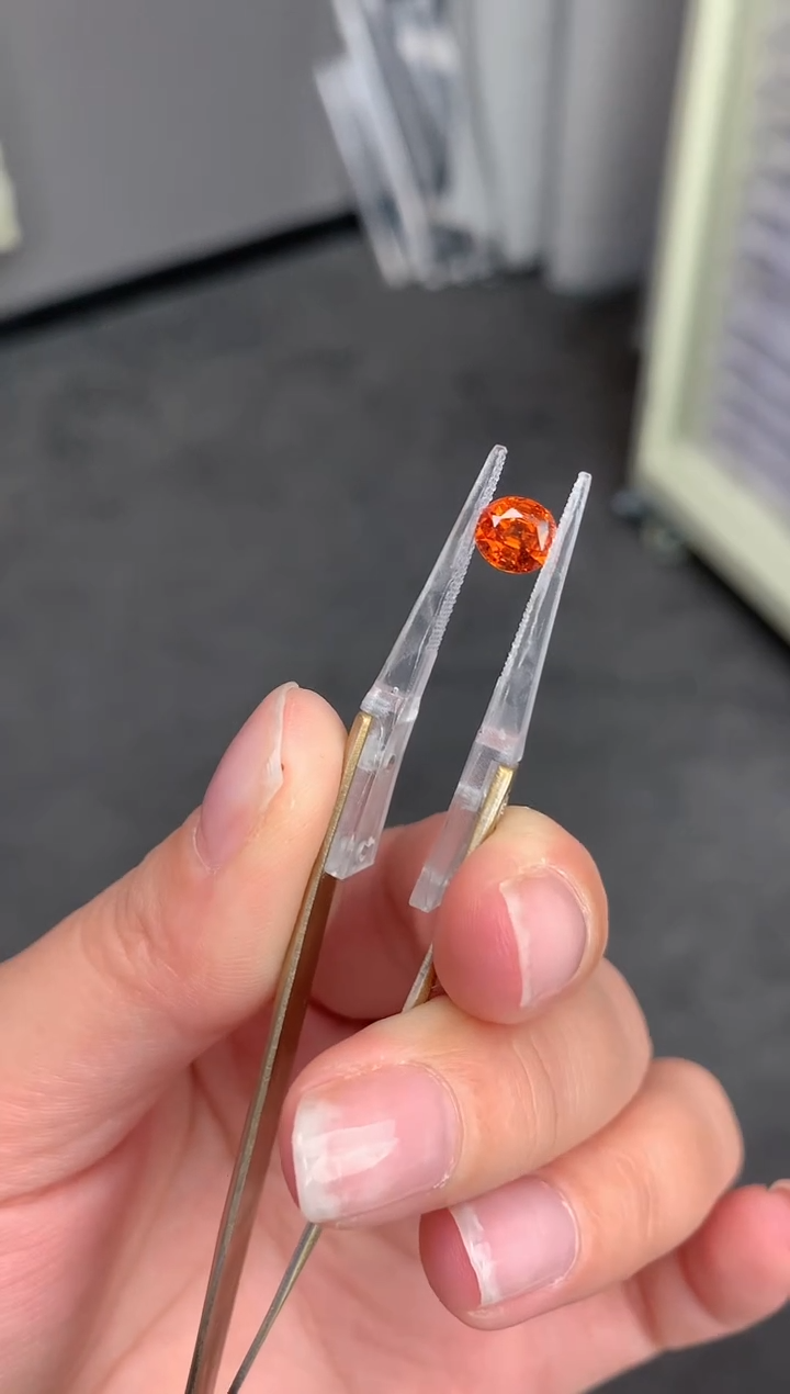 【闪购商品】石榴石（芬达石）裸石未镶嵌1.5ct芬达