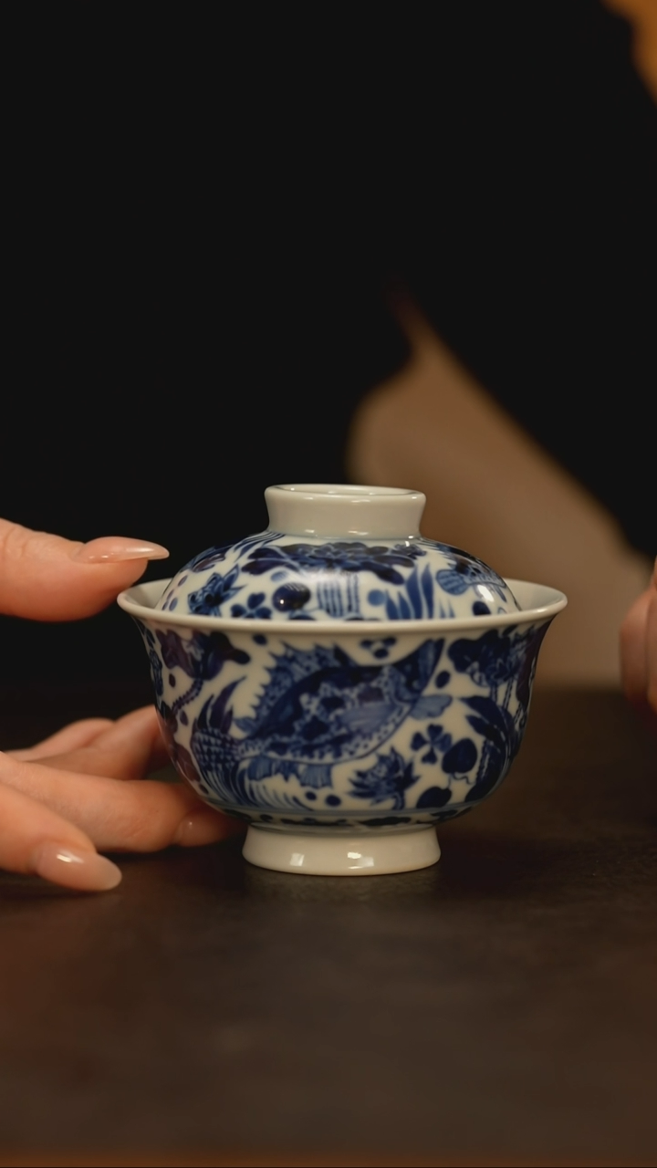 【闪购商品】瓷片元真临古         