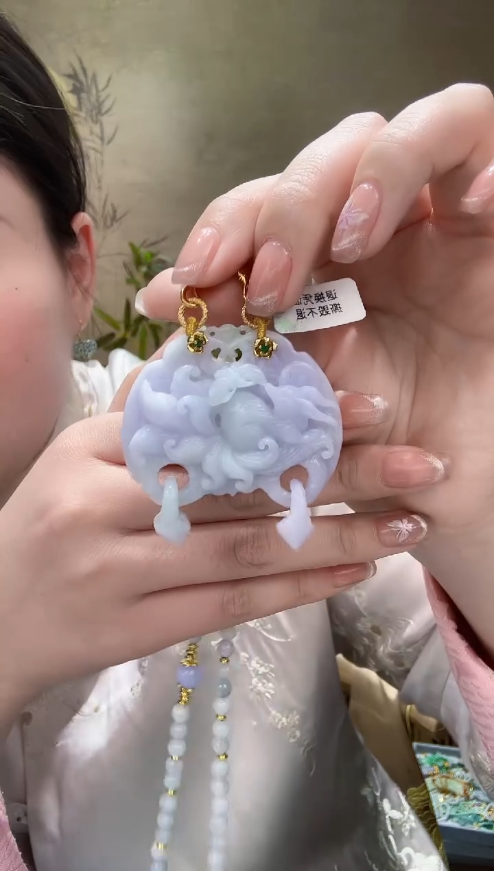 【闪购商品】翡翠颈饰未镶嵌吊坠