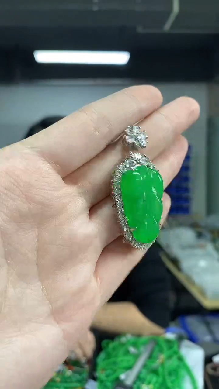 闪购链接  多样性发其一颜色微差  吊坠
