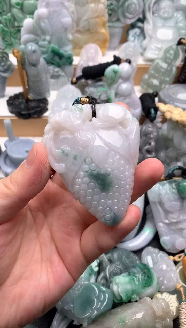 吊坠(不含链)未镶嵌翡翠1