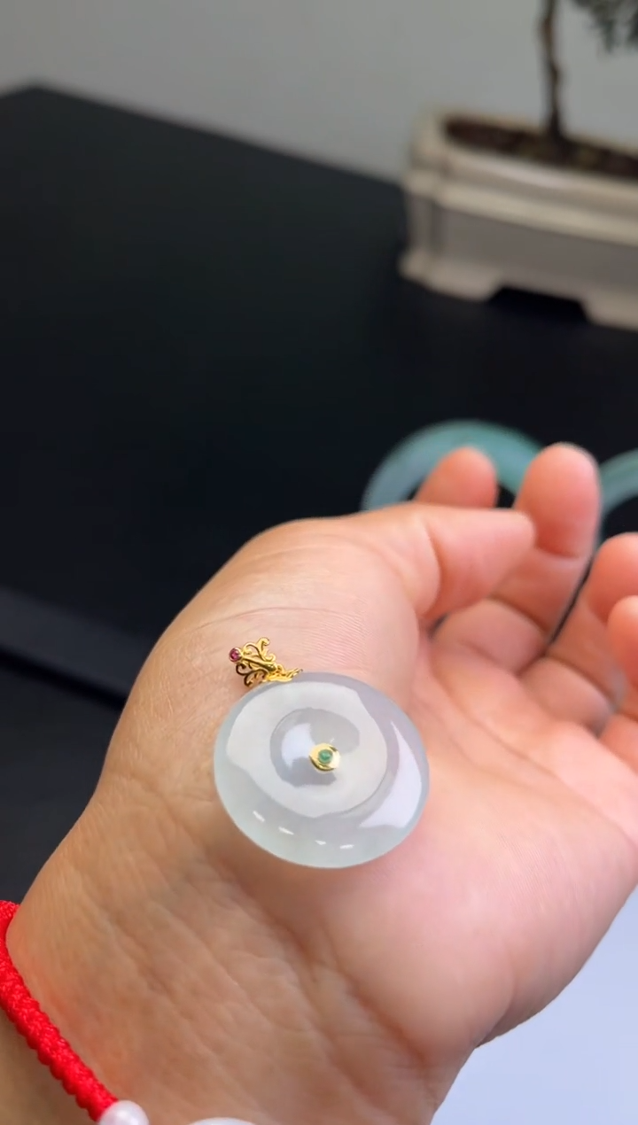 【闪购商品】翡翠颈饰未镶嵌平安扣