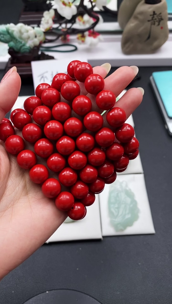 【闪购商品】翡翠颈饰未镶嵌天然朱砂随机发一件