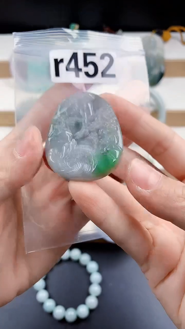 颈饰未镶嵌翡翠天然翡翠吊坠挂件