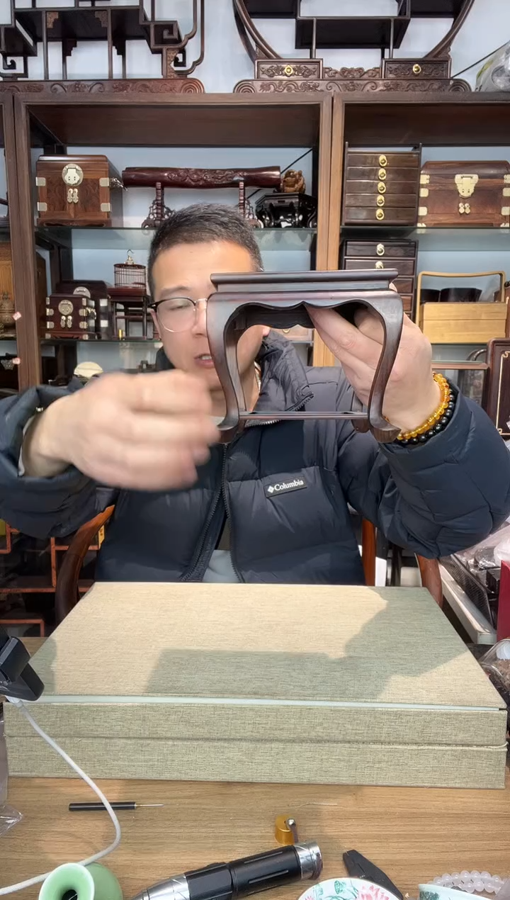 乌木类书架470大红酸枝三弯腿摆台