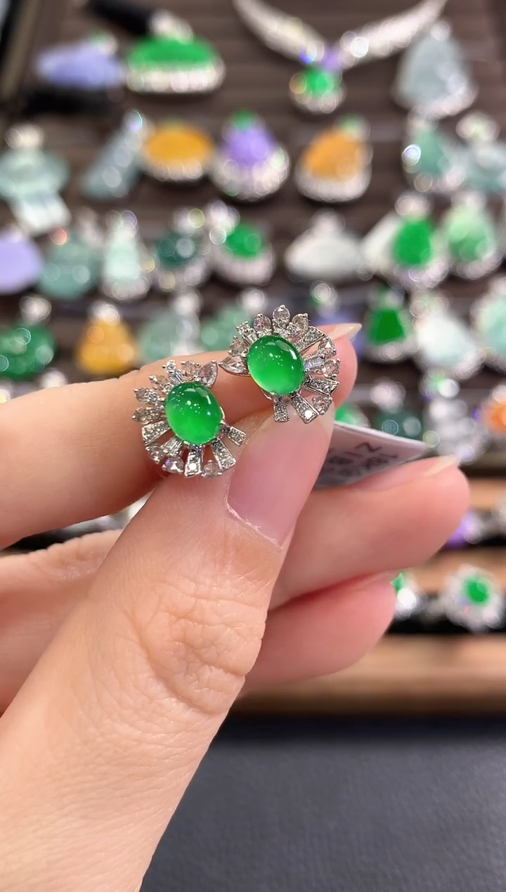 18K金镶嵌翡翠耳饰d10