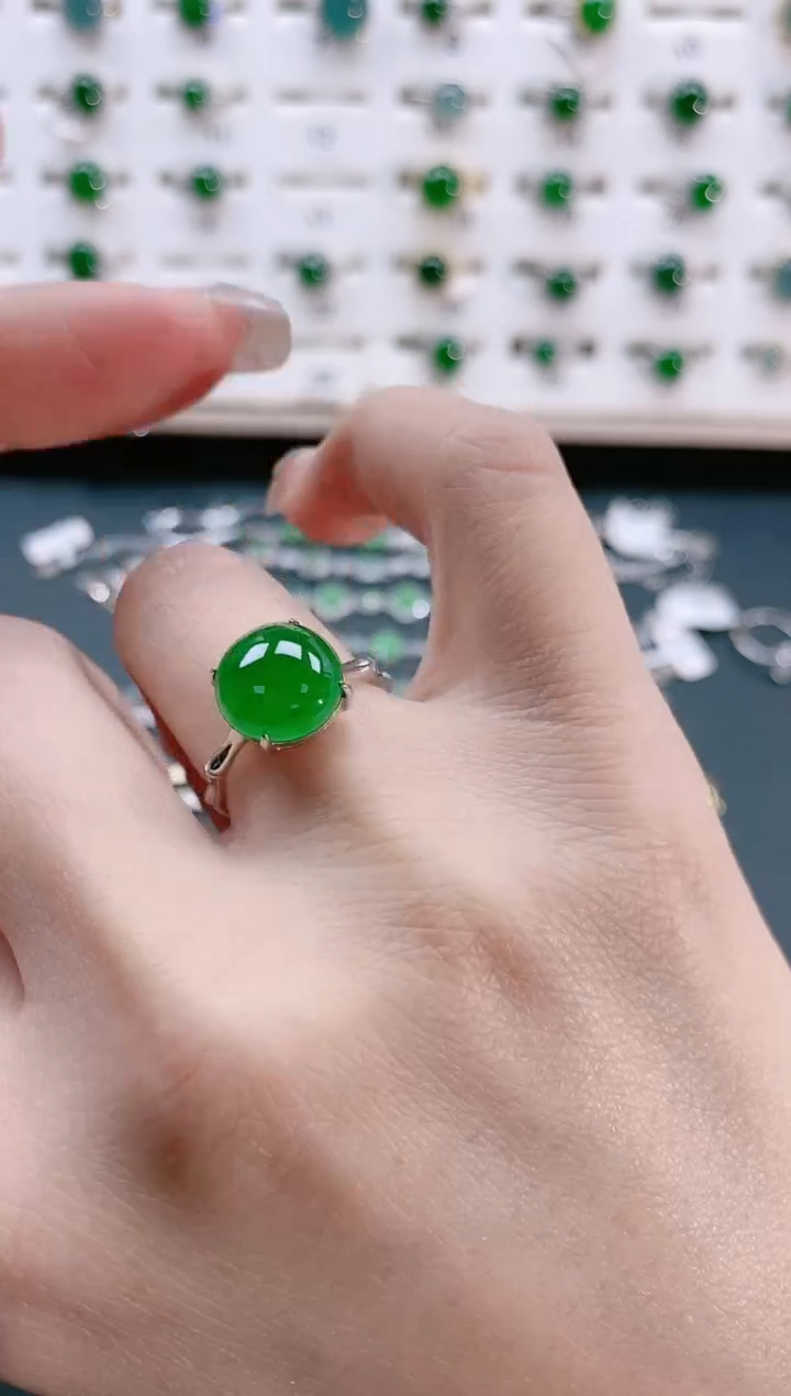 【闪购商品】翡翠戒指银S925镶嵌天然翡翠