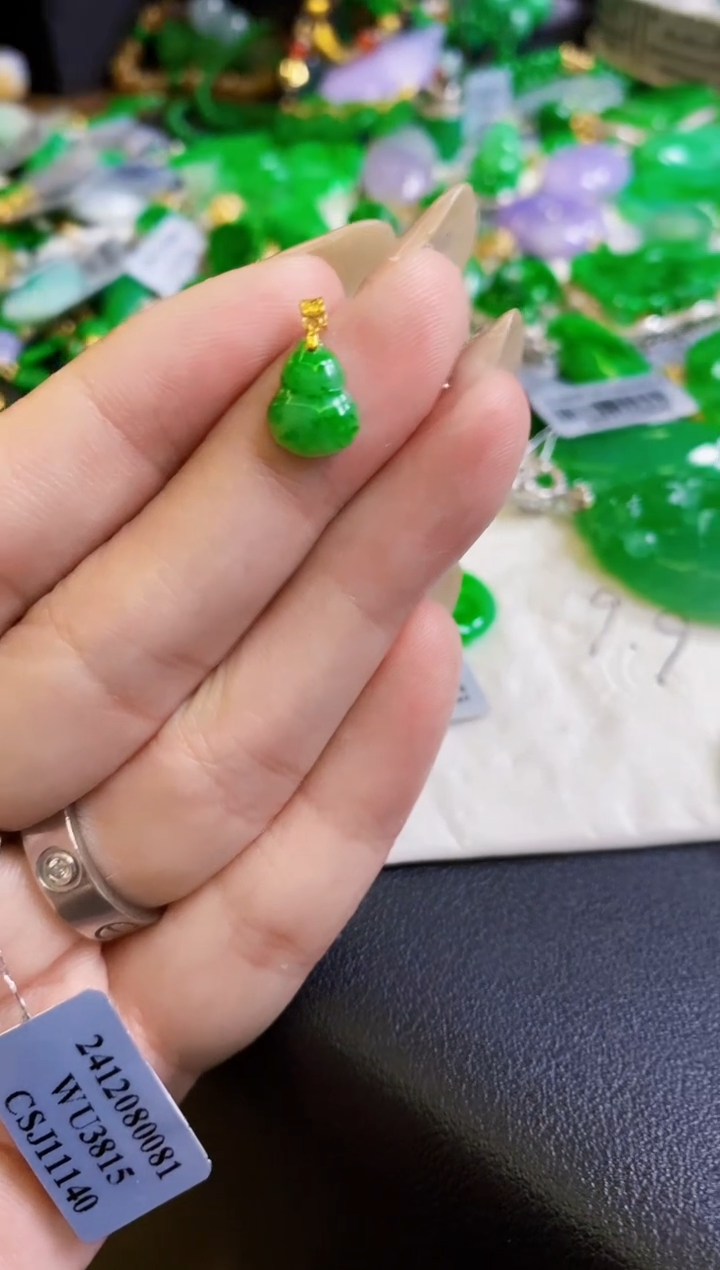 【闪购商品】定制翡翠18K金镶嵌葫芦