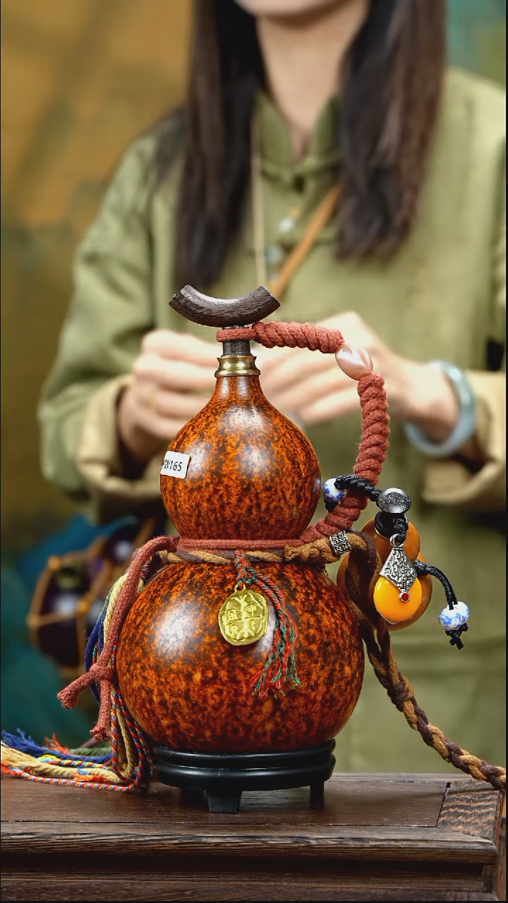YW165精品藏绳款天然酒葫芦（一物一拍）+原色小手捏