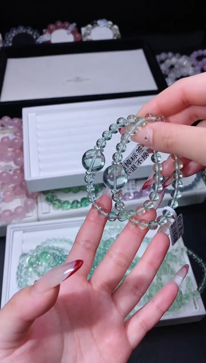 【闪购商品】萤石手链合金120.5绿水绿萤石手串 多样性其一