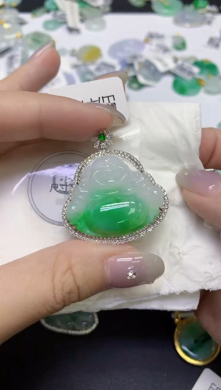 颈饰18K金镶嵌翡翠天然缅甸翡翠A货百元以上9元证书费自理