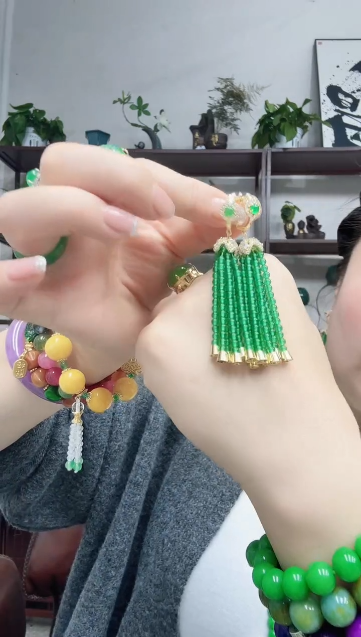 14K金镶嵌翡翠耳饰流苏耳坠