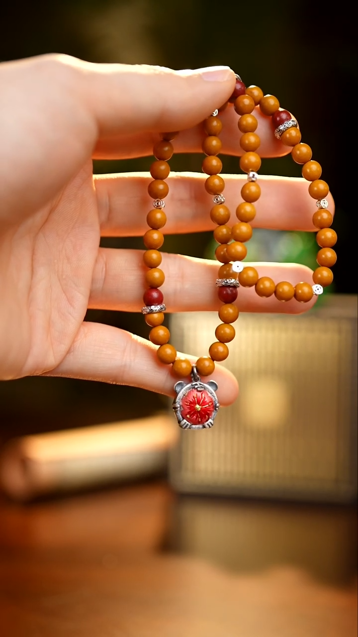 刺绣私人定制苗族手工A469