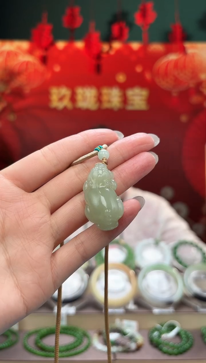 【闪购商品】和田玉吊坠(不含链)未镶嵌貔貅吊坠多样性