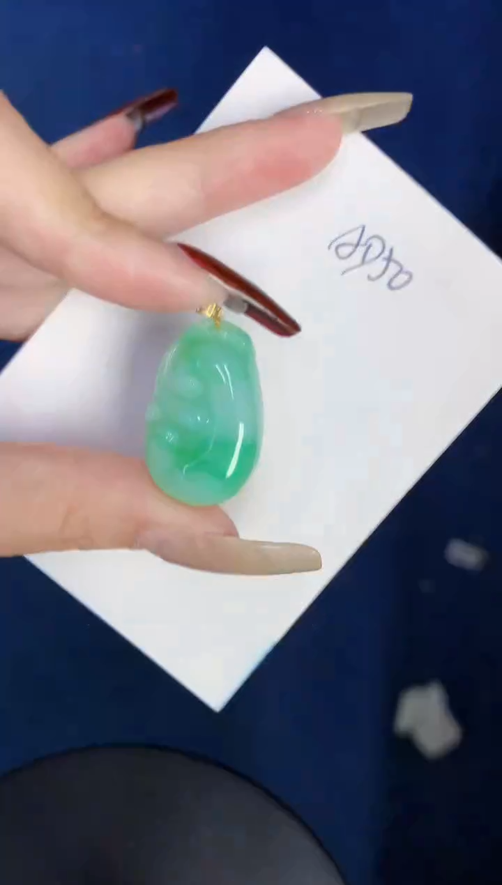 【闪购商品】翡翠颈饰18K金镶嵌0000000000